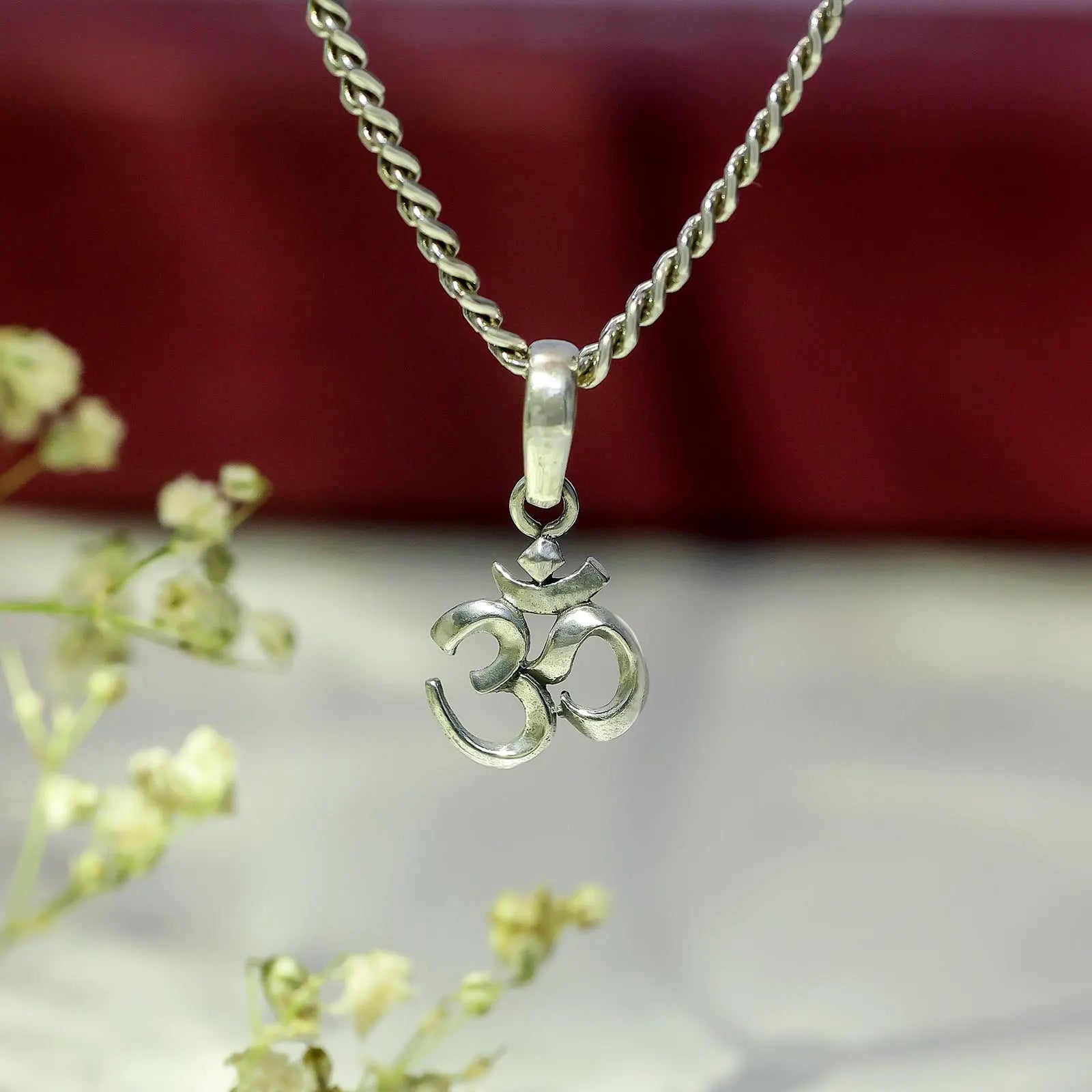 Silver Om Pendant with Spiritual Connection - Tweov Jewels