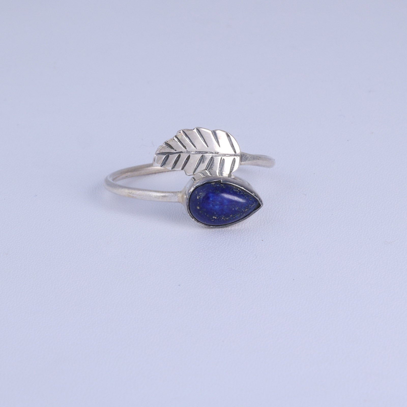 Pure Silver Ring + Blue Lapis Leafy Design - Tweov Jewels