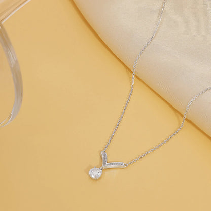 CZ Studded V-Shaped Silver Necklace - Tweov Jewels