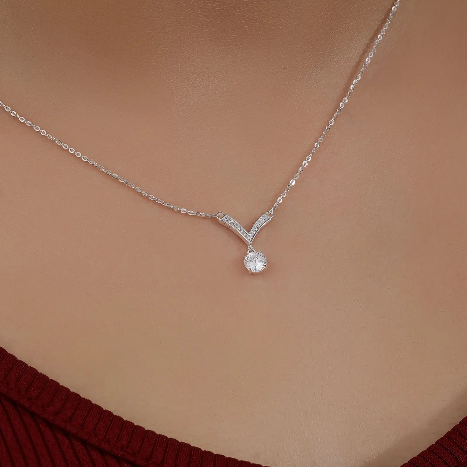 CZ Studded V-Shaped Silver Necklace - Tweov Jewels