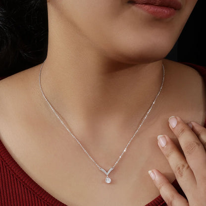 CZ Studded V-Shaped Silver Necklace - Tweov Jewels