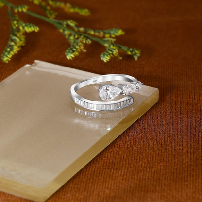 White Stone Studded Spiral Silver Ring - Tweov Jewels