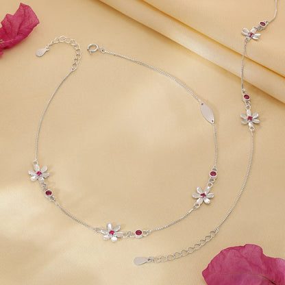 This is an Unniyarcha Minimal Silver 92.5 Flower Anklet. 