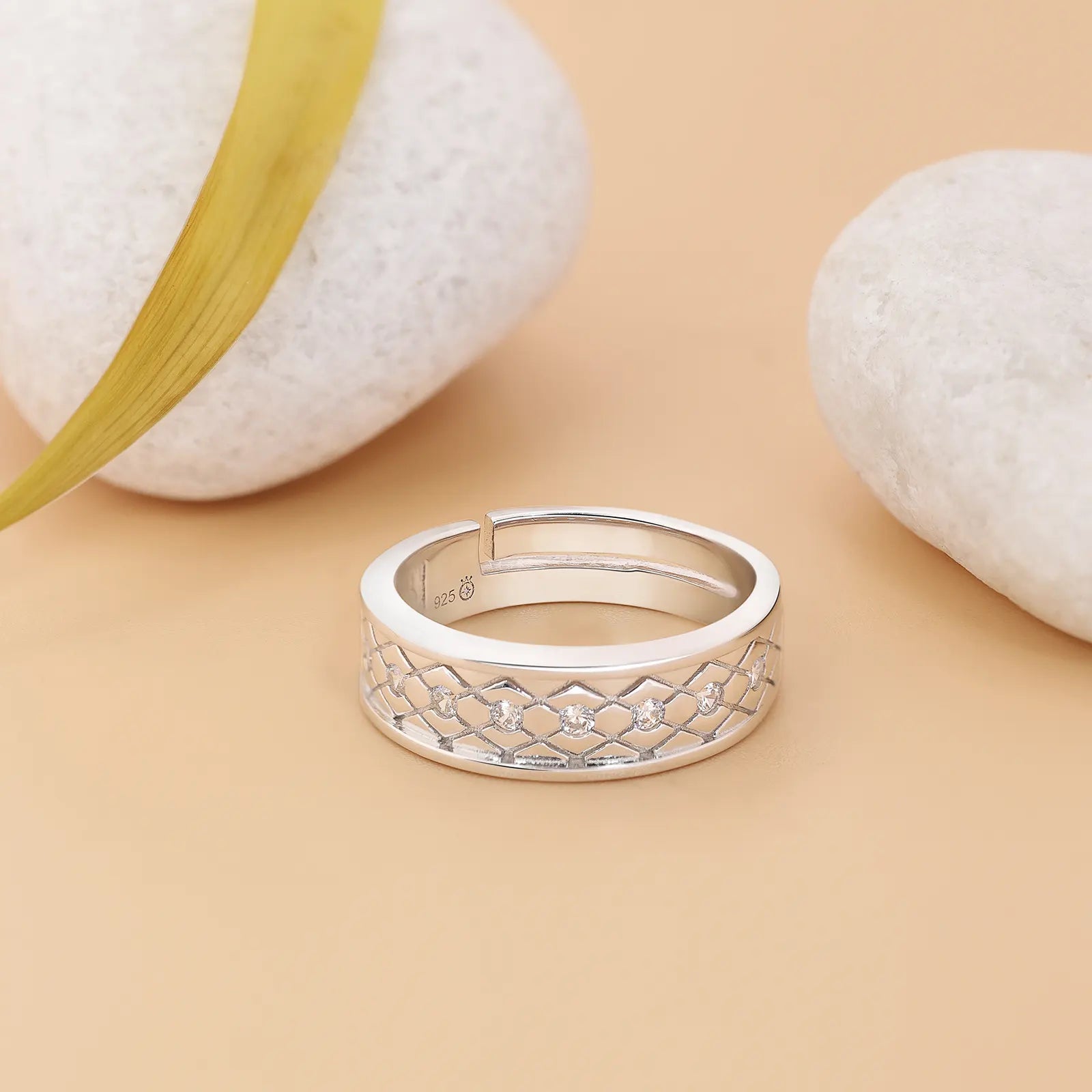Stone Lattice Band Ring For Men - Tweov Jewels