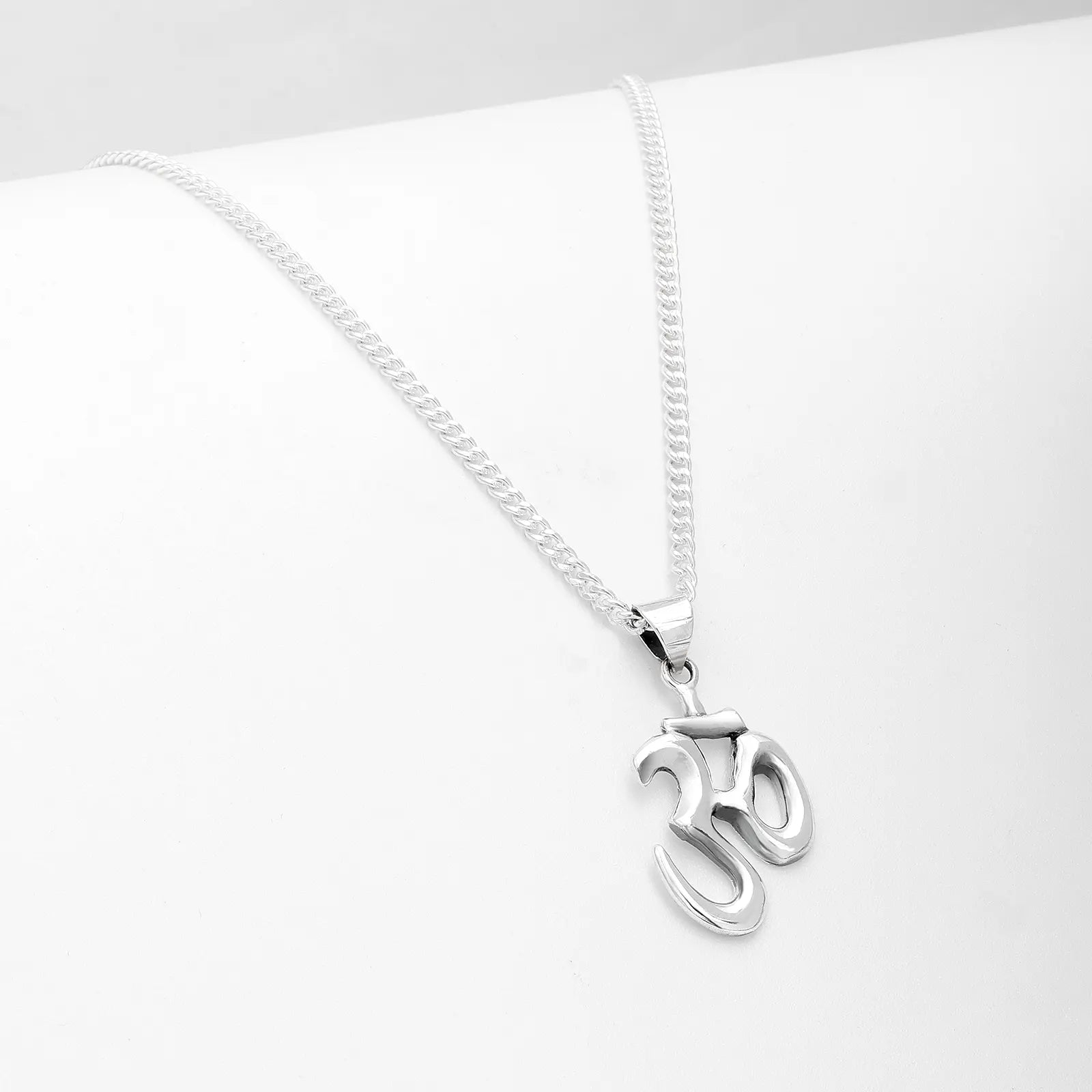 Om Pendant in Pure Silver - Tweov Jewels