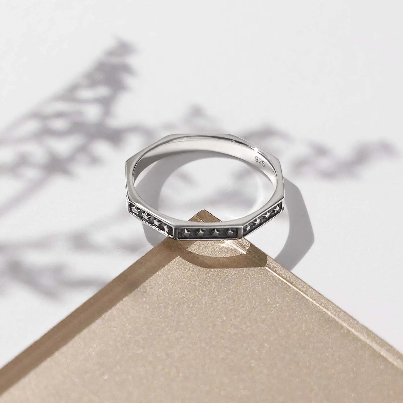 Oxidized Star Design Silver Band Ring - Tweov Jewels