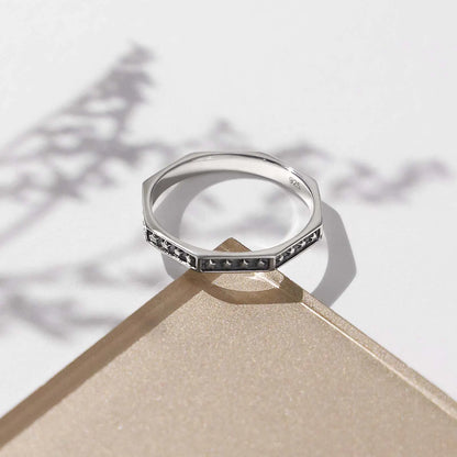 Oxidized Star Design Silver Band Ring - Tweov Jewels
