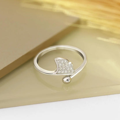 Shiny Silver Fishtail Ring for Women