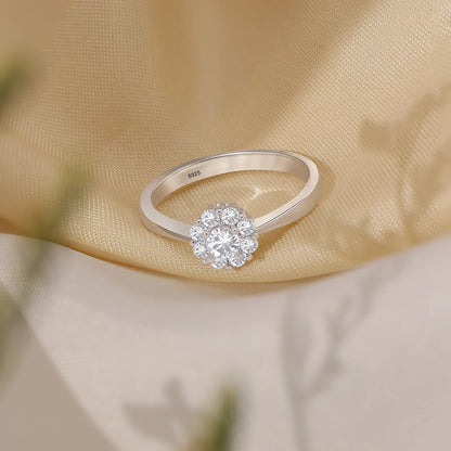 Sparkling Floral Solitaire 925 Silver Ring - Tweov Jewels