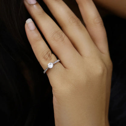Round Solitaire Silver Ring - Tweov Jewels
