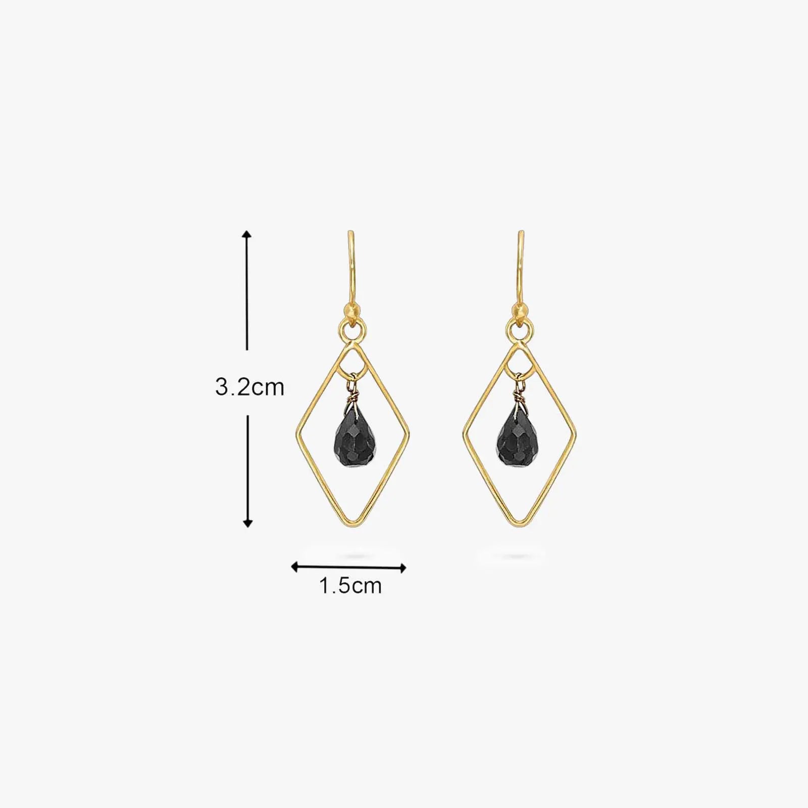Contemporary Gold Oynx Model Earrings - Tweov Jewels