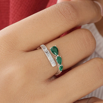 Green Stone Studded Spiral Silver Ring - Tweov Jewels
