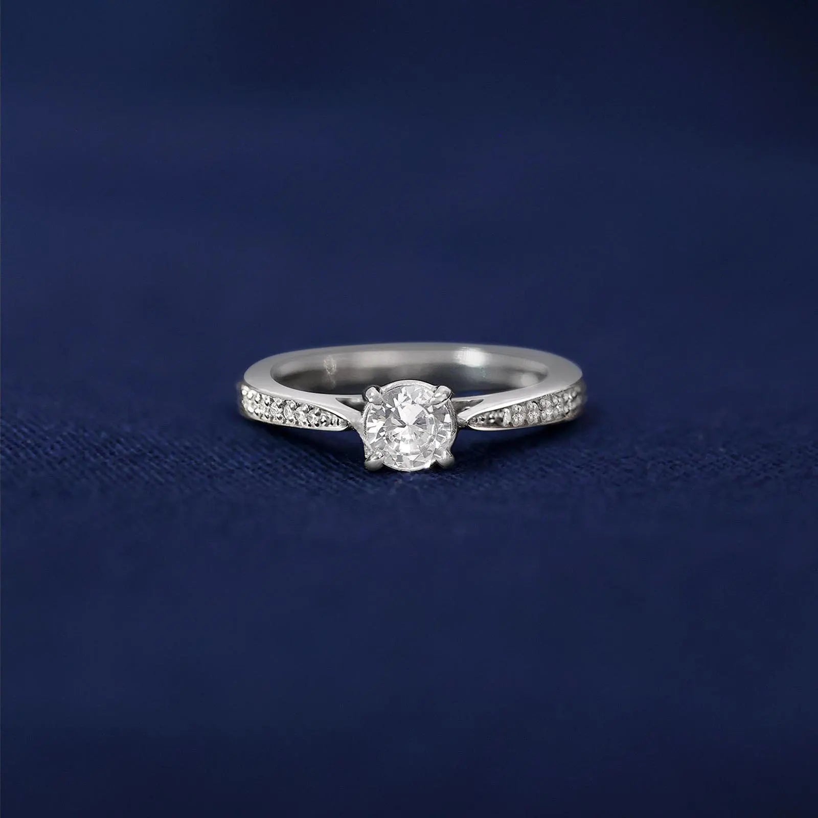 Round Solitaire Silver Ring - Tweov Jewels