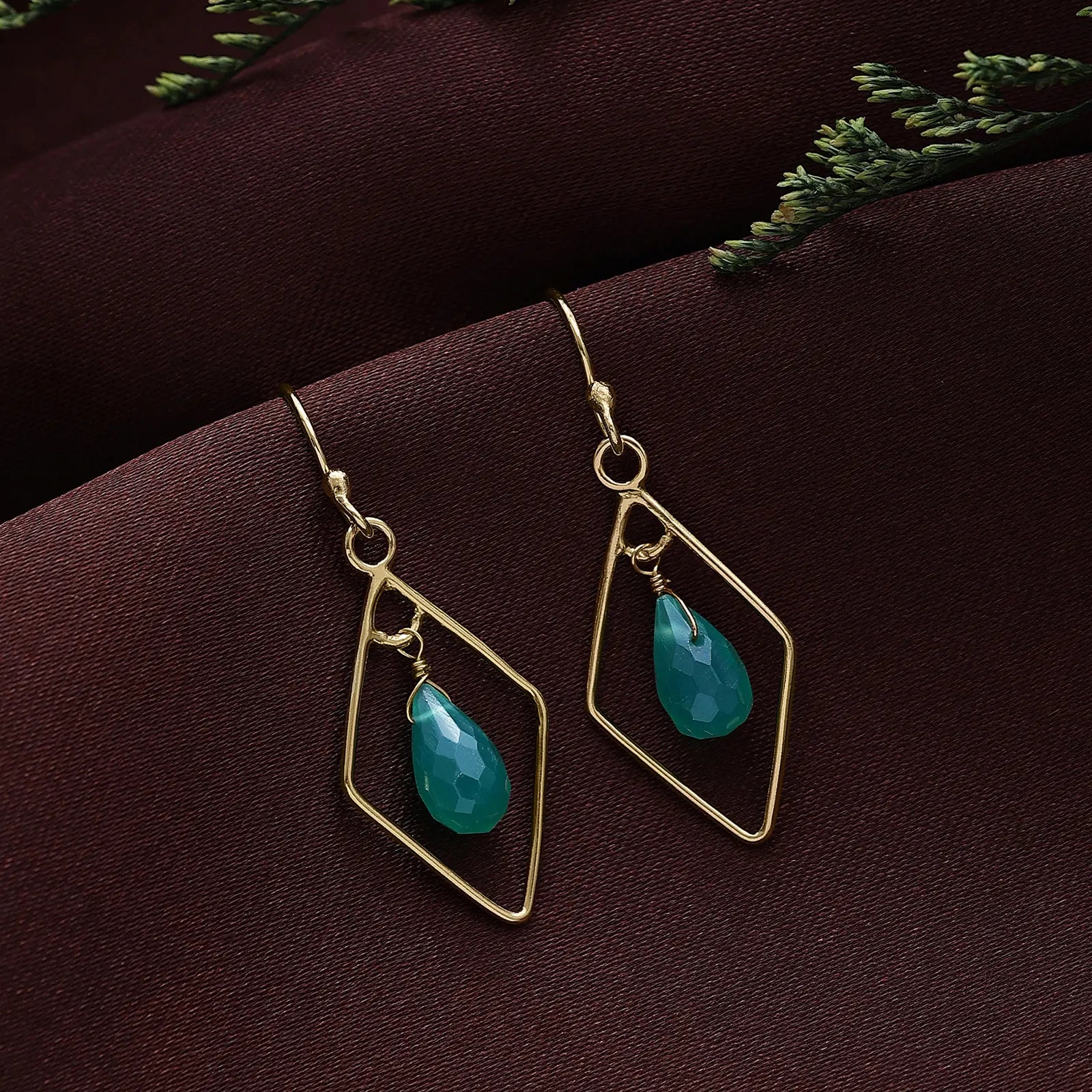 Pure Silver Earrings - Bold Gold Green Garnet - Tweov Jewels