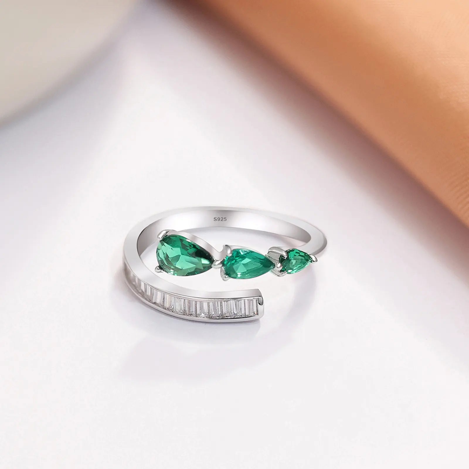 Green Stone Studded Spiral Silver Ring - Tweov Jewels