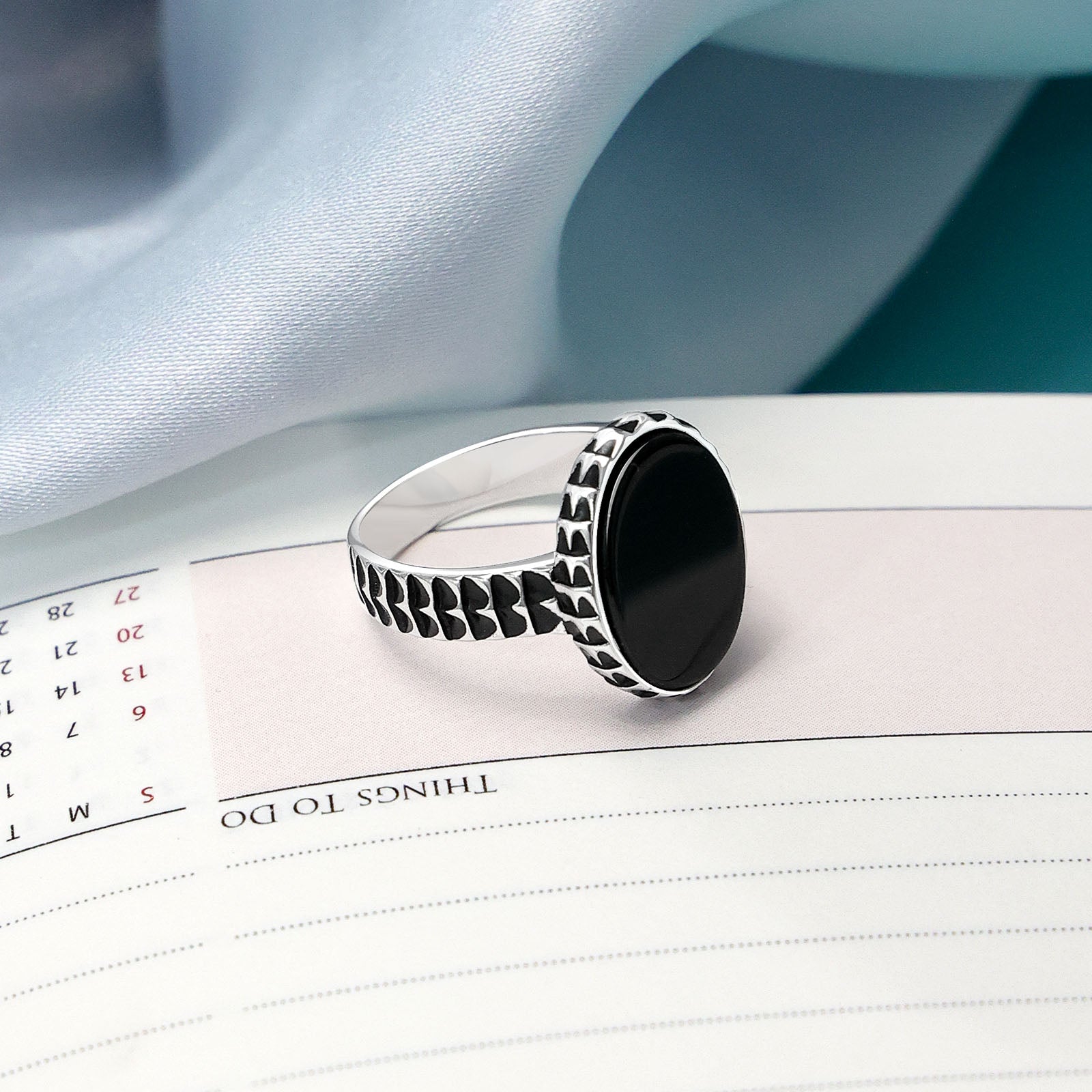 Pure 925 Silver Ring - Carved With Oval Black Onyx - Tweov Jewels