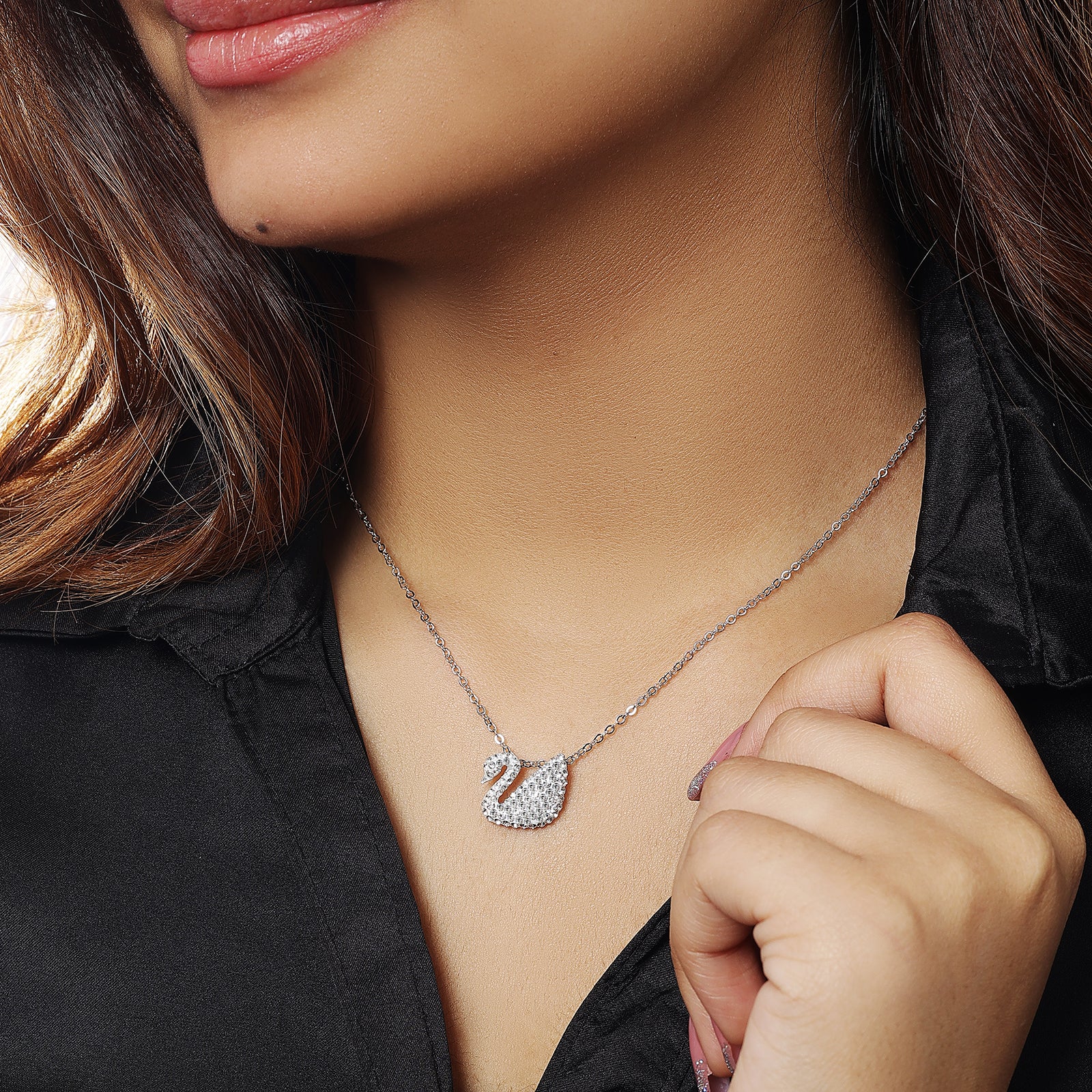 Swan Design Silver Pendant Necklace - Tweov Jewels