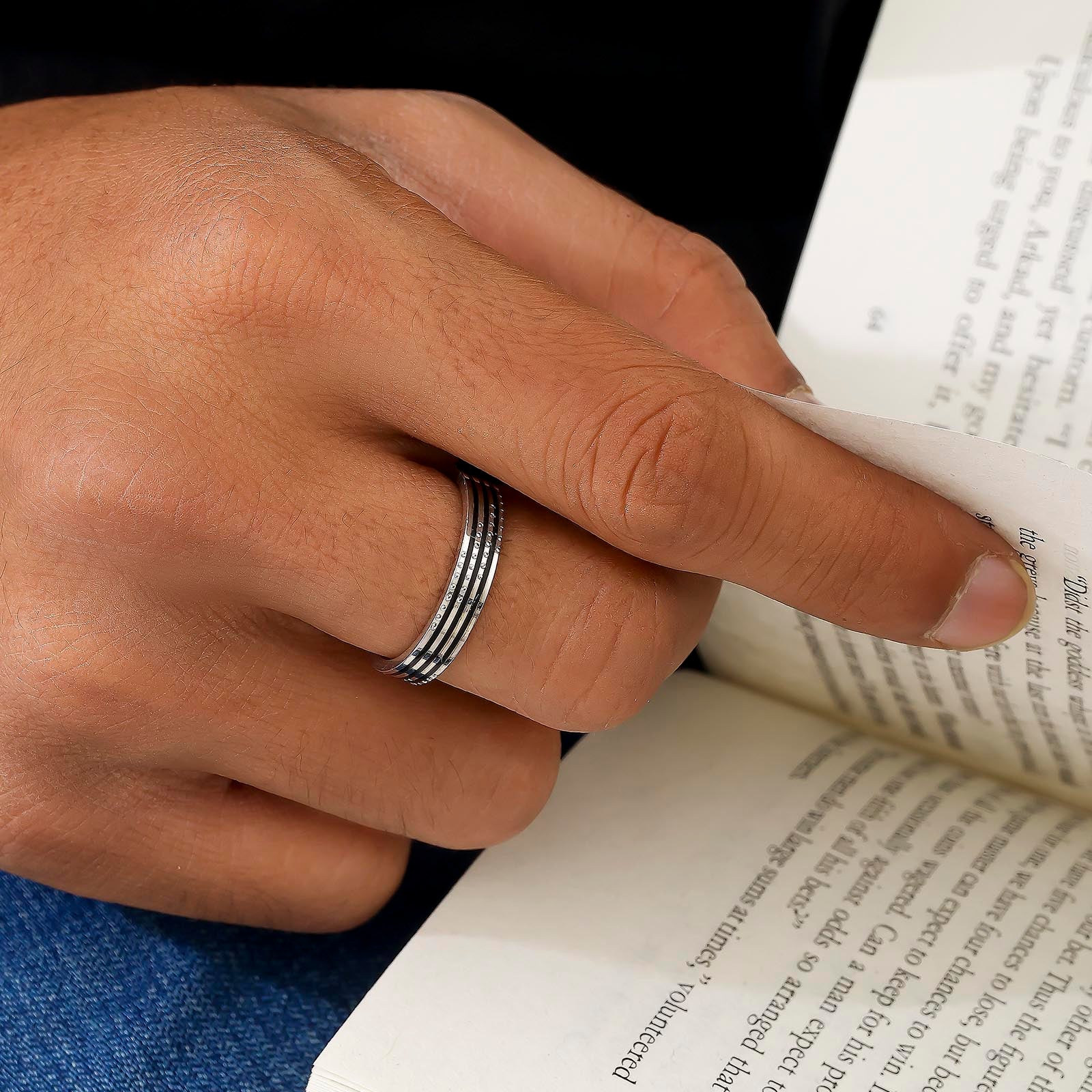 925 Sterling Silver Black Spinner Ring - Tweov Jewels
