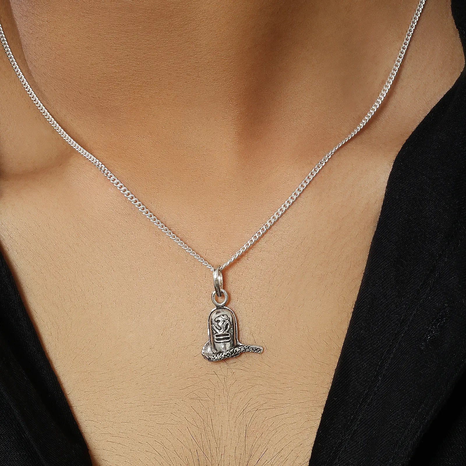 Silver Om Shivling Locket - Tweov Jewels