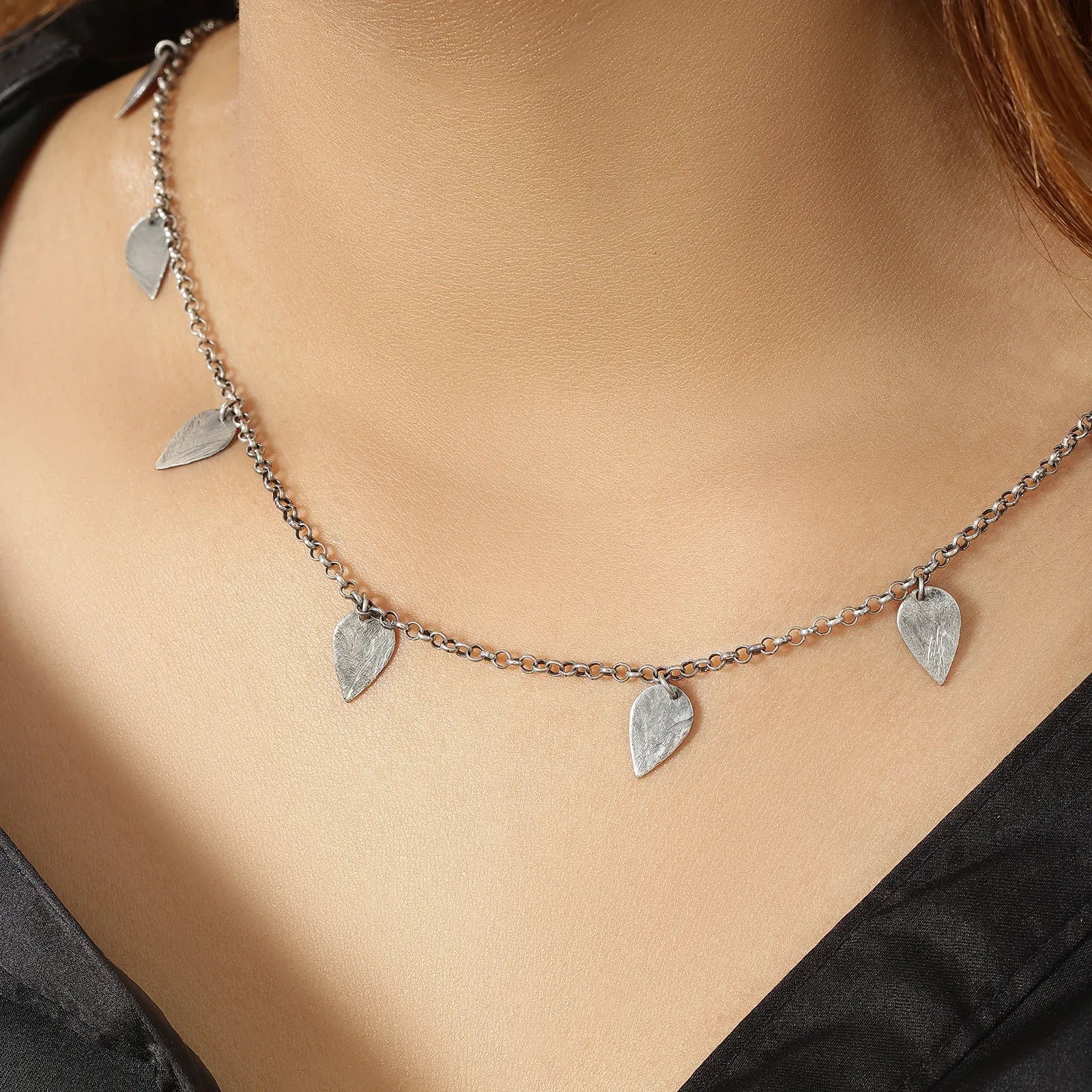 Silver Leaf Design Necklace