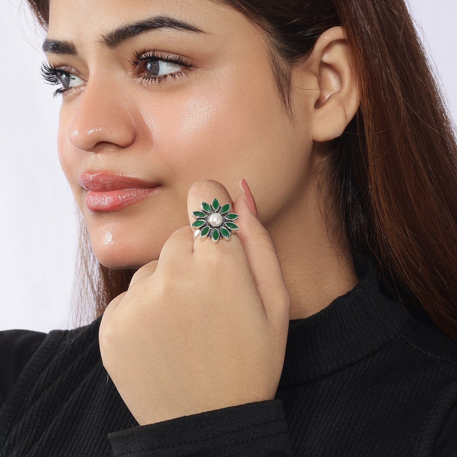 Oxidized Silver Green Stone Studded Floral Pearl Ring