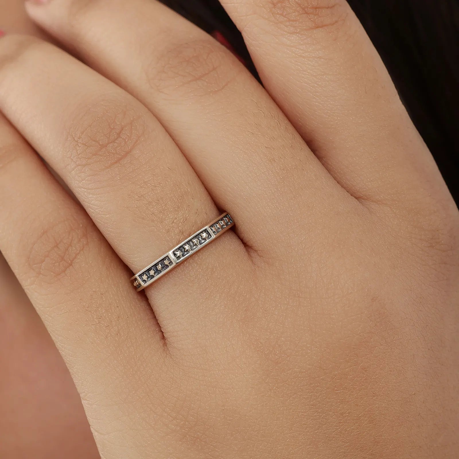 Oxidized Star Design Silver Band Ring - Tweov Jewels