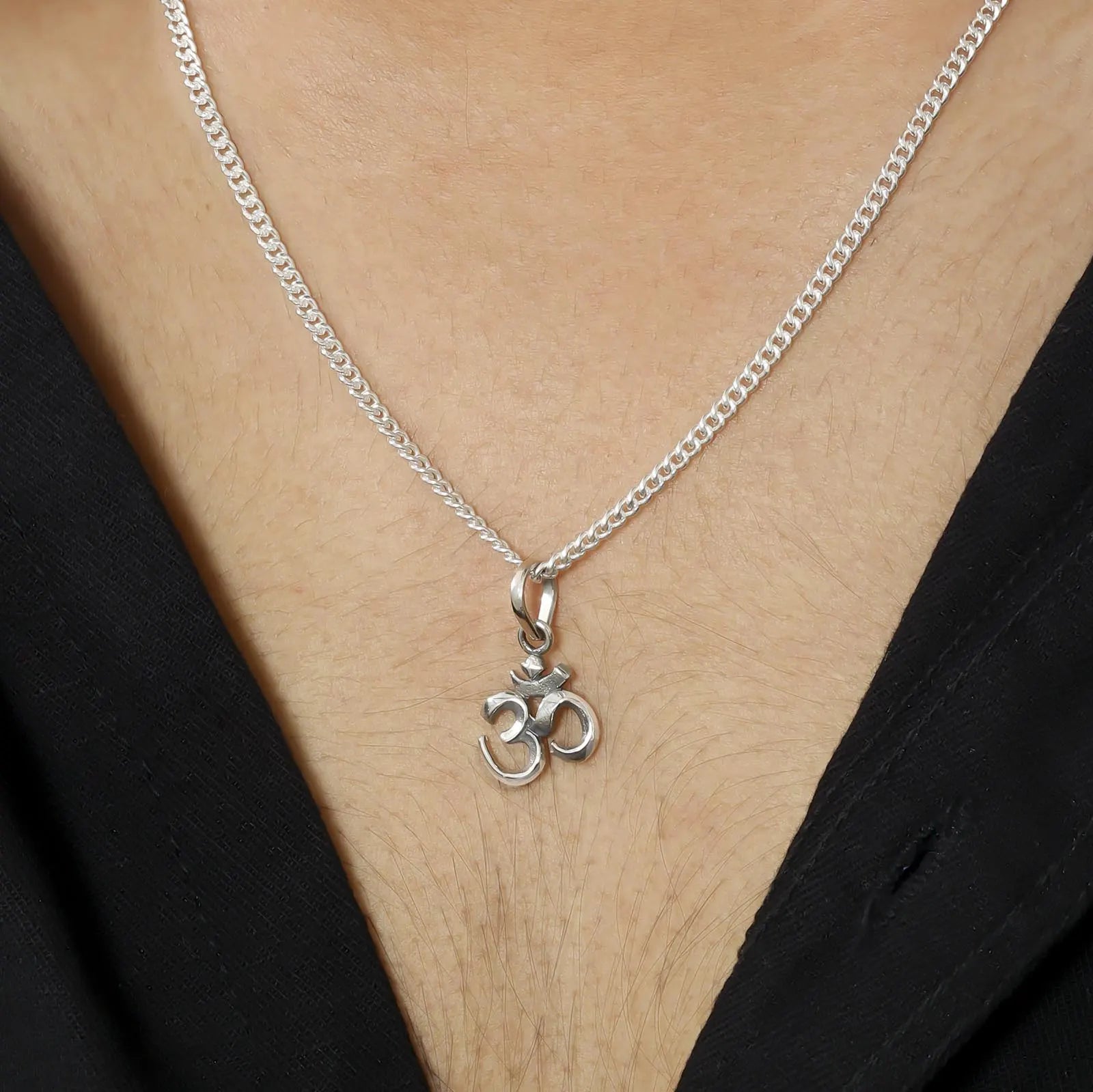 Silver Om Pendant with Spiritual Connection - Tweov Jewels