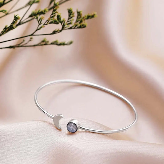 Pure Silver Bracelet - Half Moon Paralleled With Moonstone - Tweov Jewels
