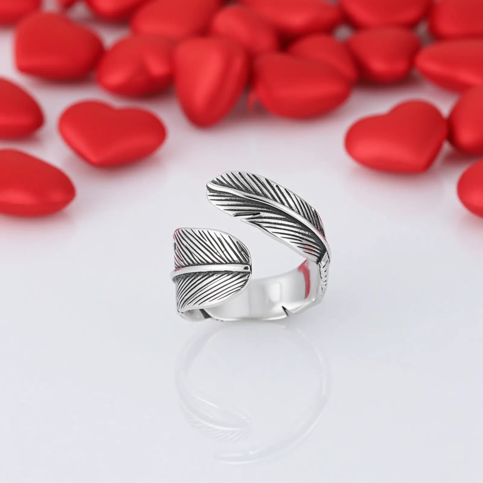 Vintage Feather Design Silver Ring