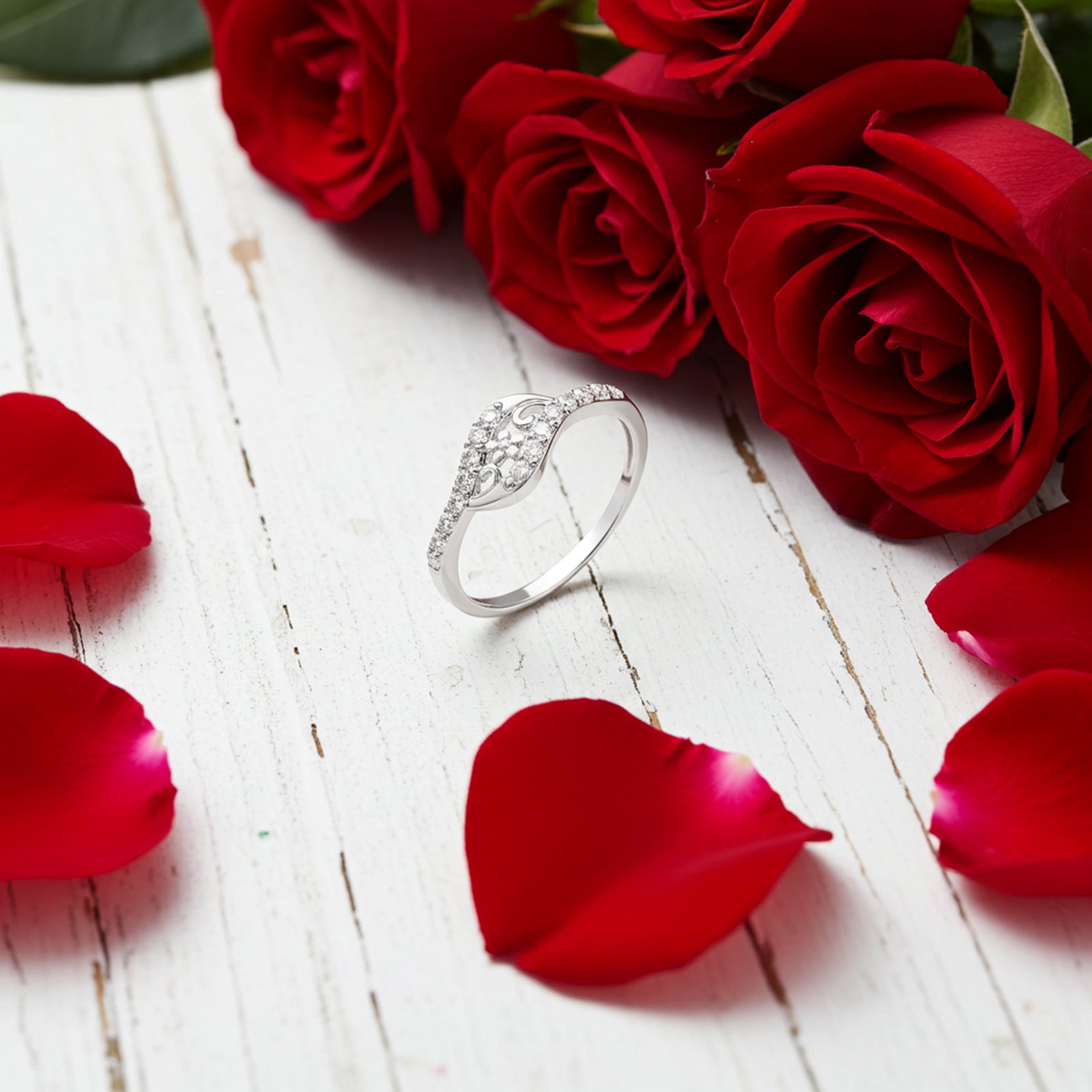 Wavy Zircon Floral Silver Ring