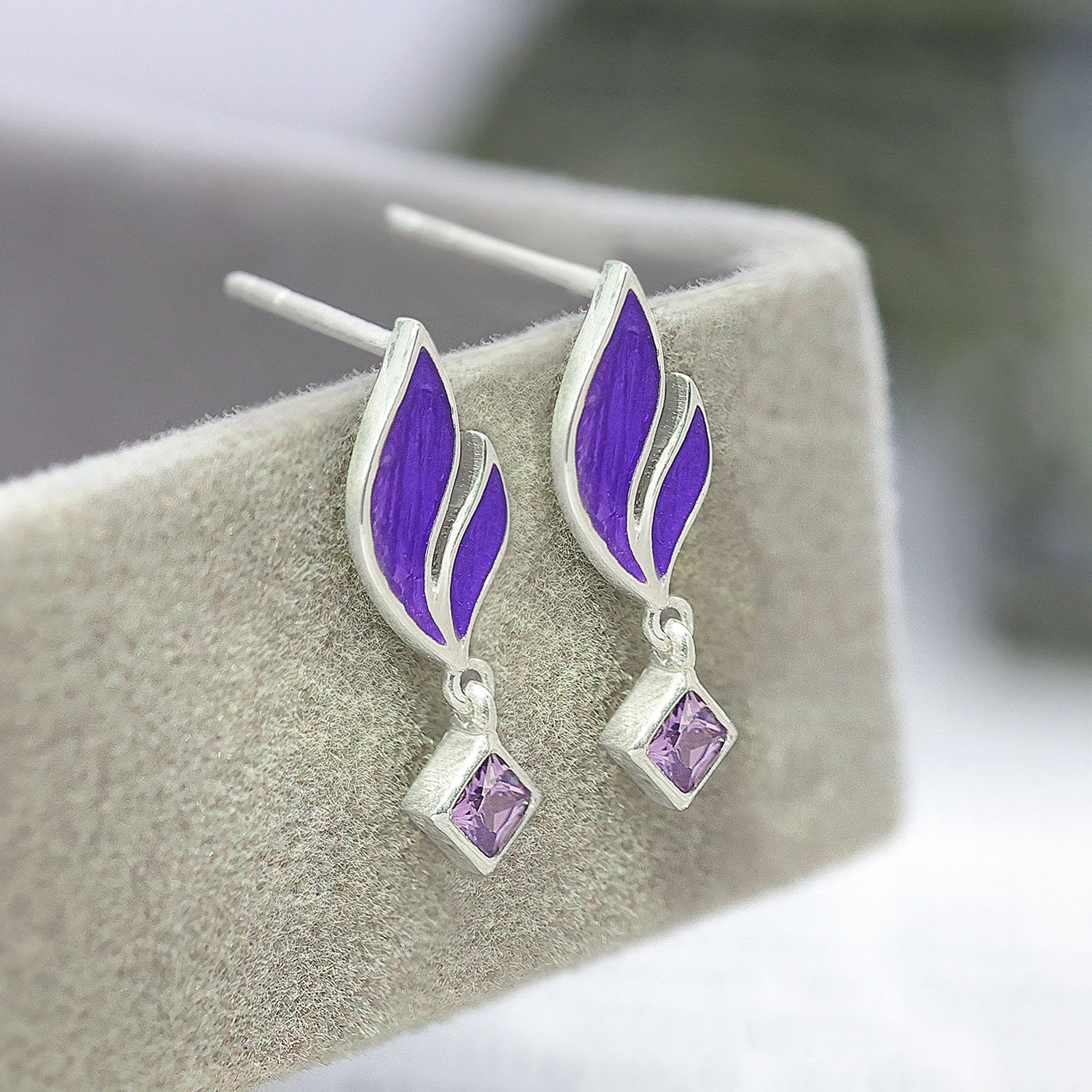 Pure Silver Earrings - Luxe Leaf with Purple Amethyst - Tweov Jewels